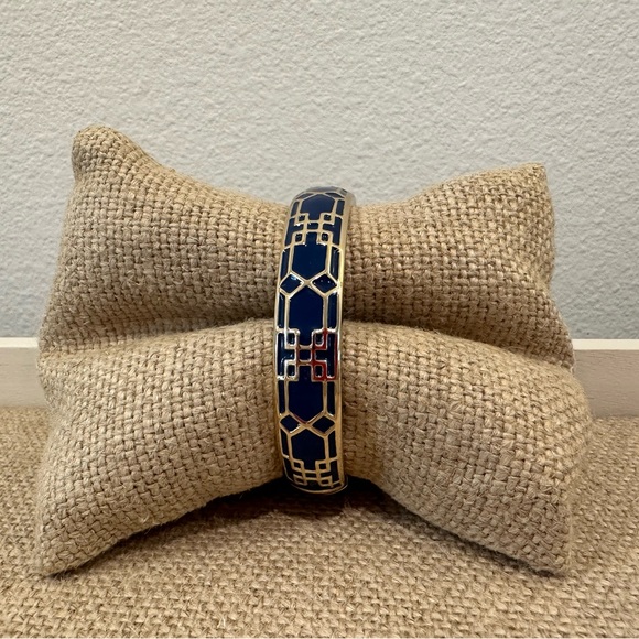 Fornash, (2) vintage style costume jewelry, gold/white  and gold/blue bracelets - Picture 2 of 8